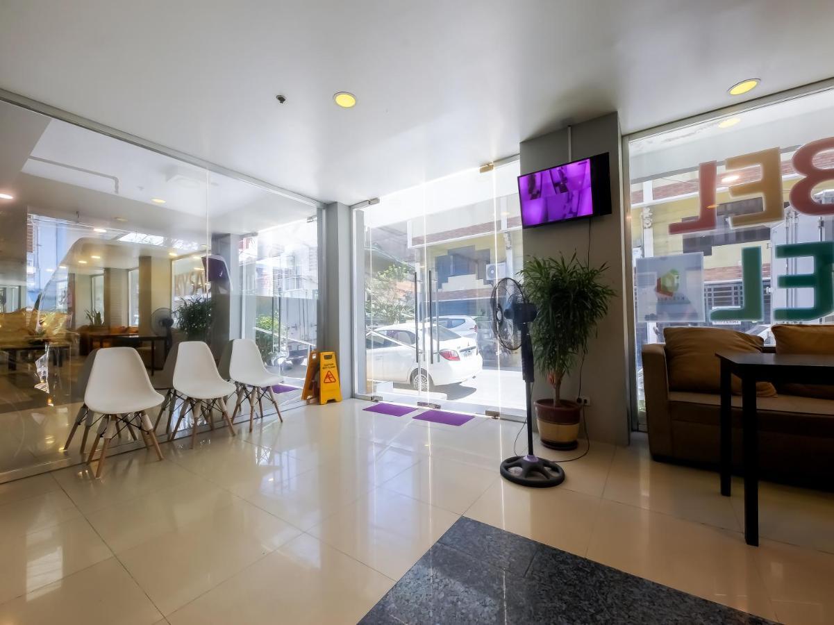 Vaccinated Staff - Oyo 837 Kysabel Hotel Paco Экстерьер фото
